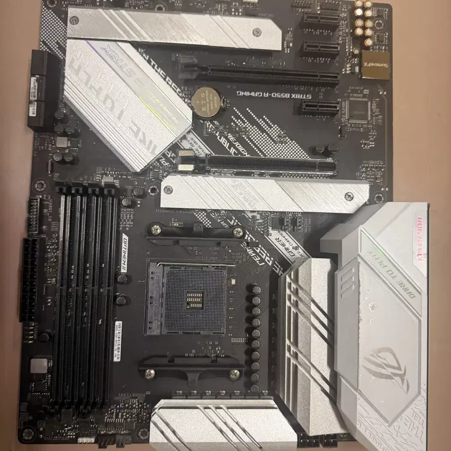 Asus strix-a b550 팝니다