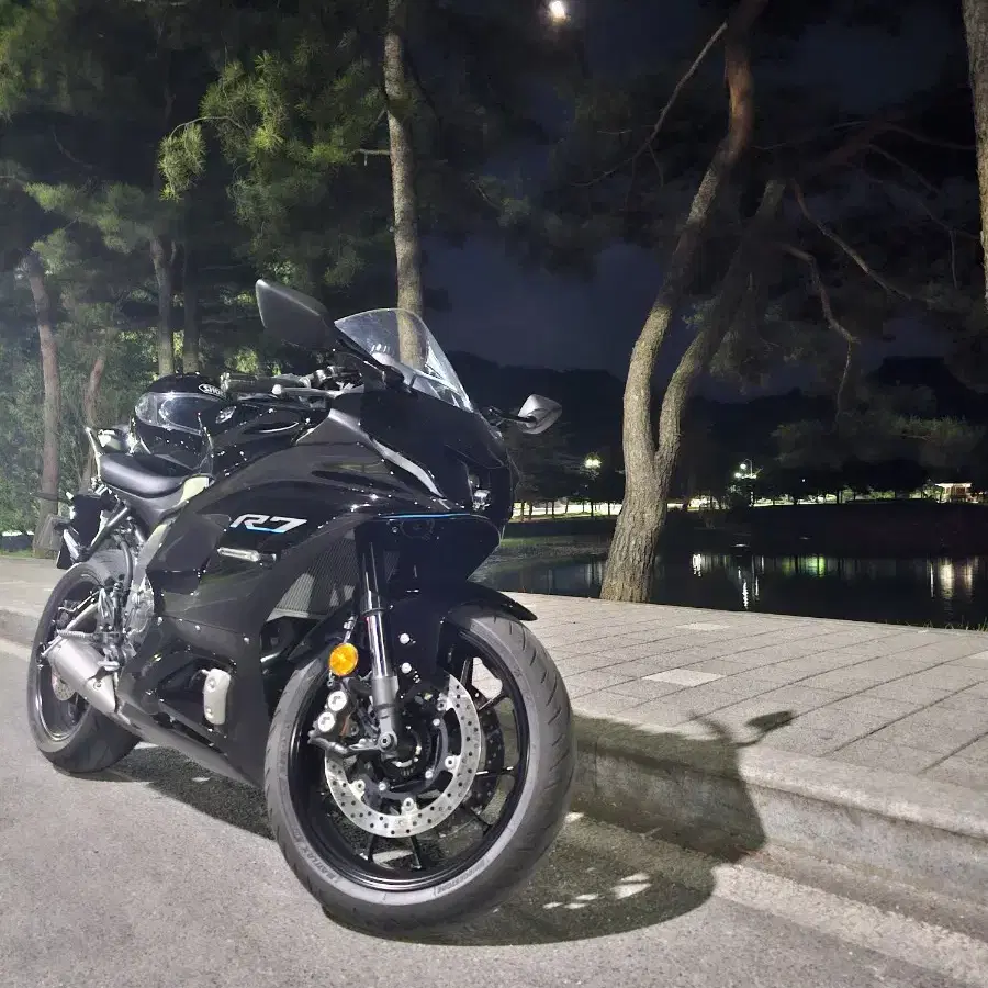 야마하 YZF-R7 신차급 2024출고차