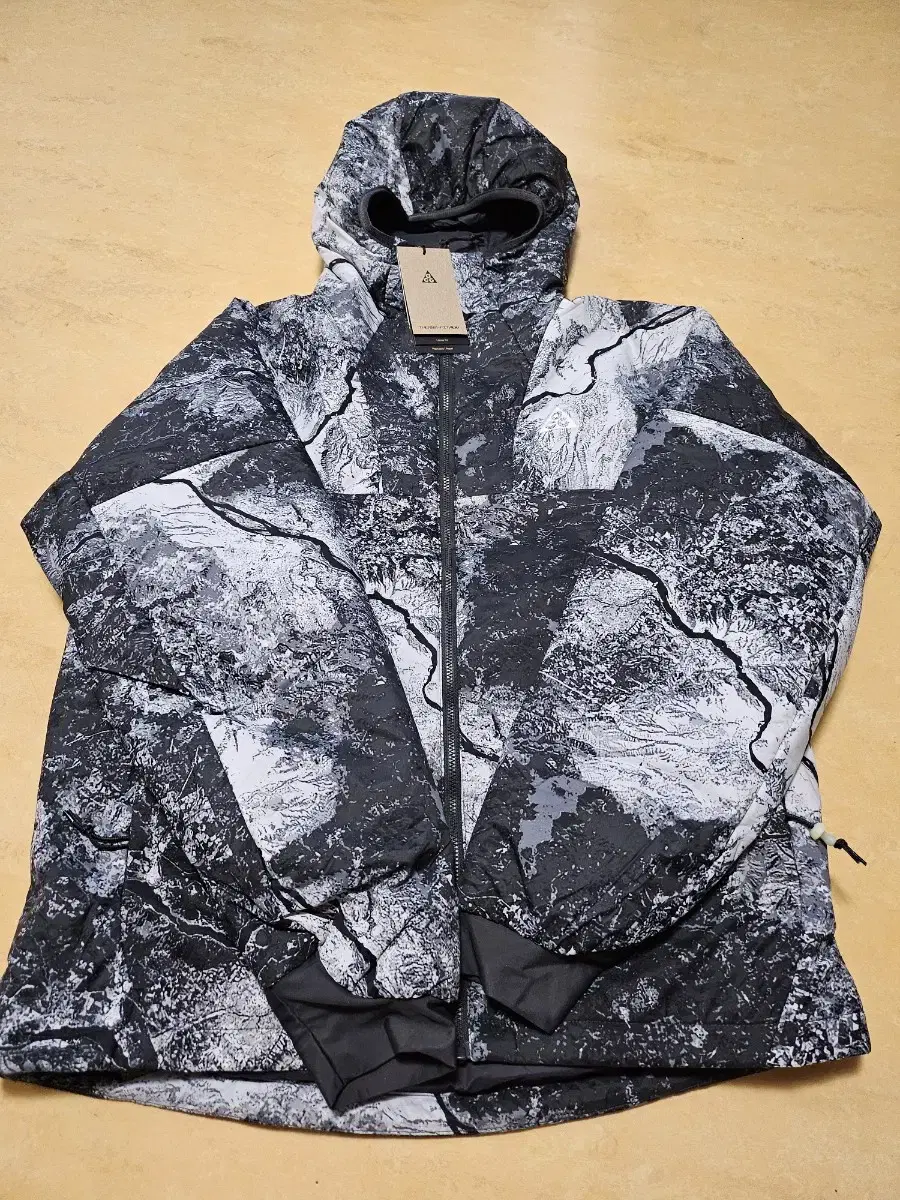 Nike ACG Thermafit ADV Rope de Dope All Over Printed Jacket Anthracite