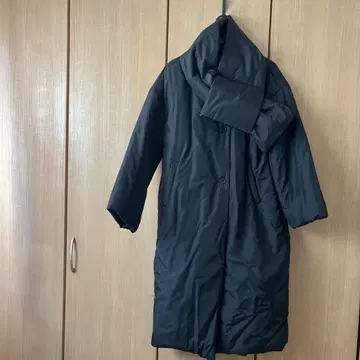 머플러가 달린 패딩 롱 머플러 자켓