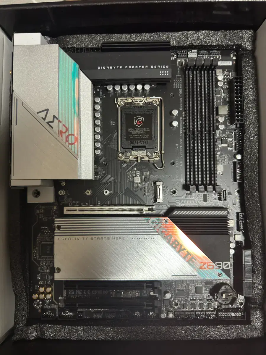 기가바이트 z690 aero g ddr4