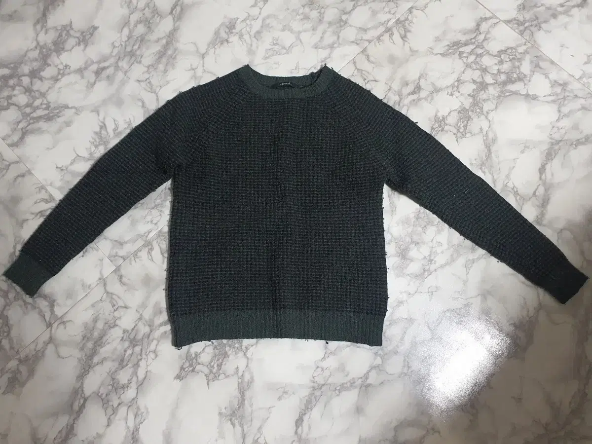 Nicoand sweaterSize 95