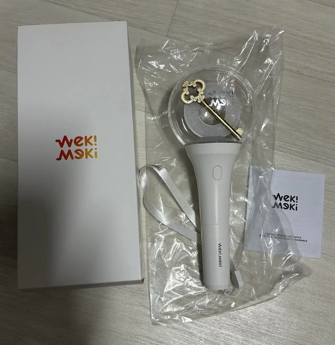 Selling Wekimeki Lightsticks (new, unused)