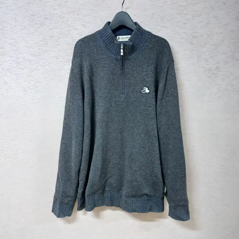 11-27/black-and-white navy cashmere-blend vahn zip-up knit tee for Men