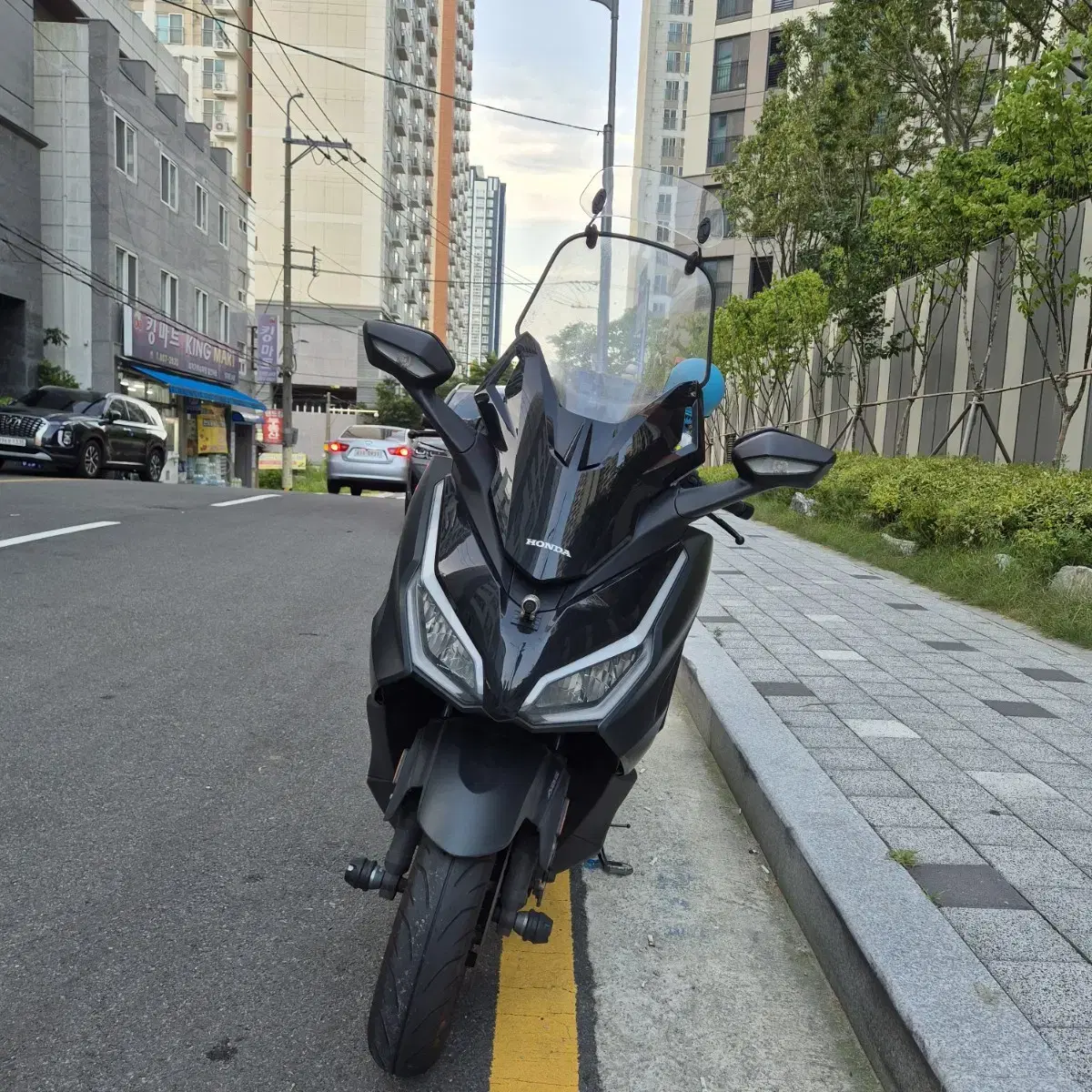 23년식 포르자350 23496km(페리 모델, 1인 신조 철저한 관리)