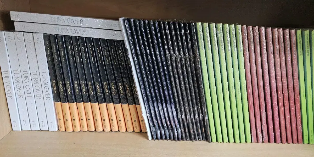 [unsealed] SF9 album for sale