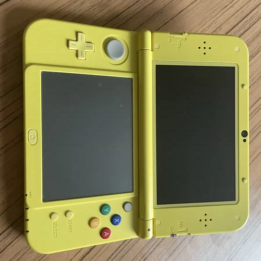 뉴닌텐도 3ds xl 피카츄 에디션