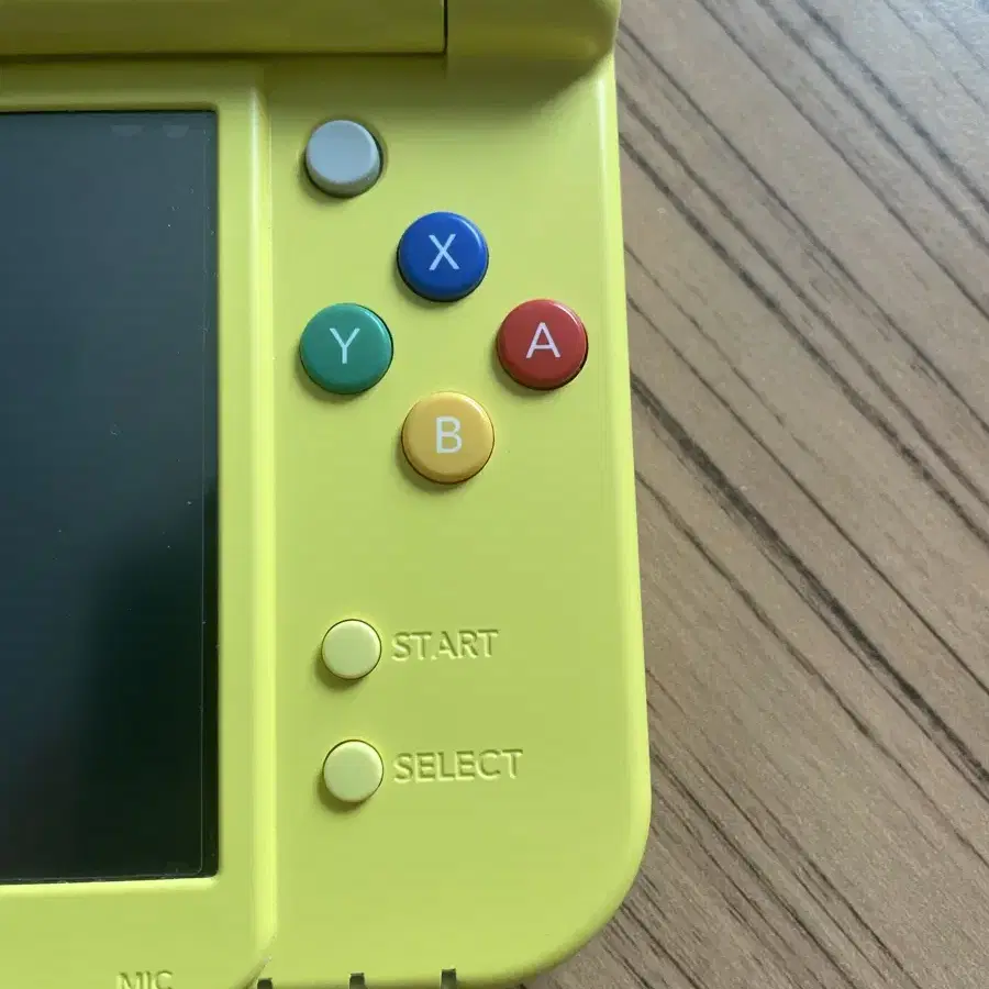 뉴닌텐도 3ds xl 피카츄 에디션