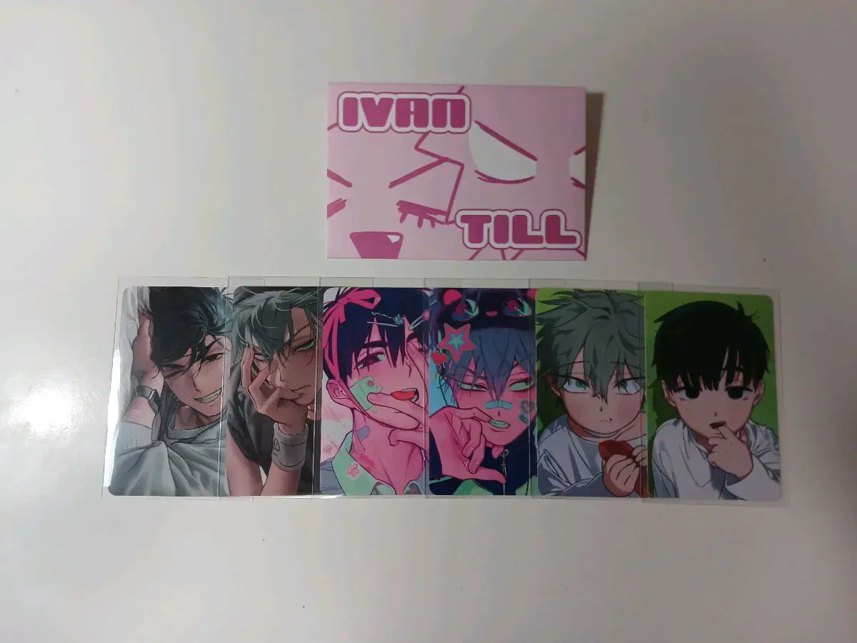 I'm selling the Ivan & Till photo card set.