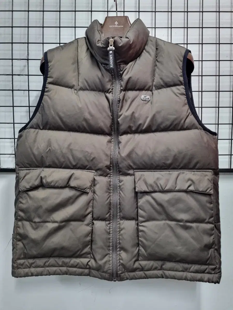 95M Lacoste vest padding.