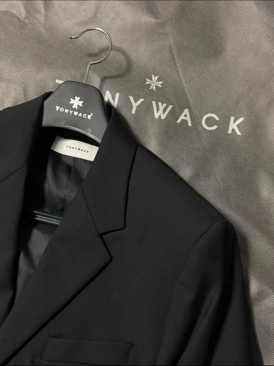 Tony Weck 19FW two-button cignature blazer black size M New