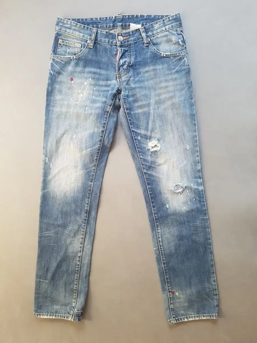 [32] Disqualified 2 Snowflake Wash Regular jin Jeans 32 33