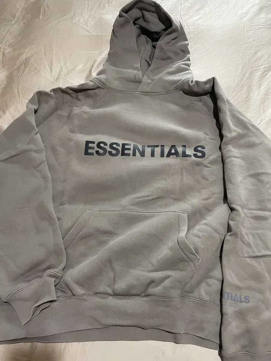 Peer Of God Essential Hood Taupe L