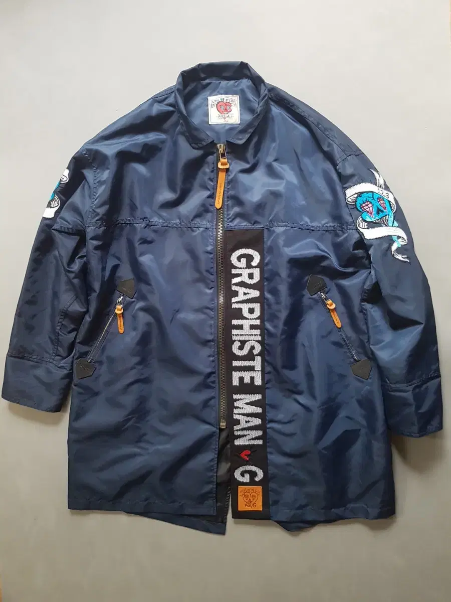 [Free] Manji Uni graphic windbreaker jumper coat navy MAN.G