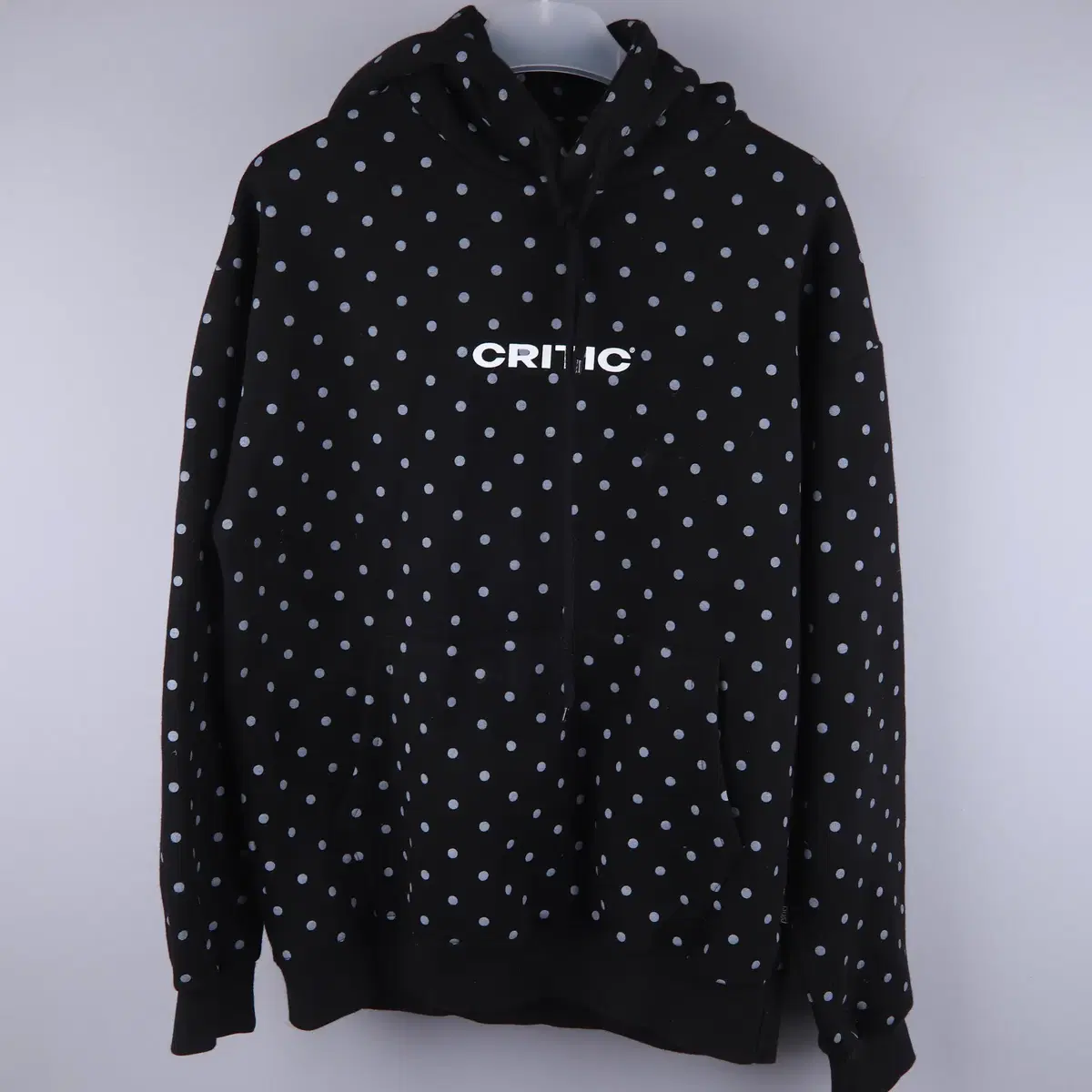 CRITIC Critical Dot Hoodie Black (M)