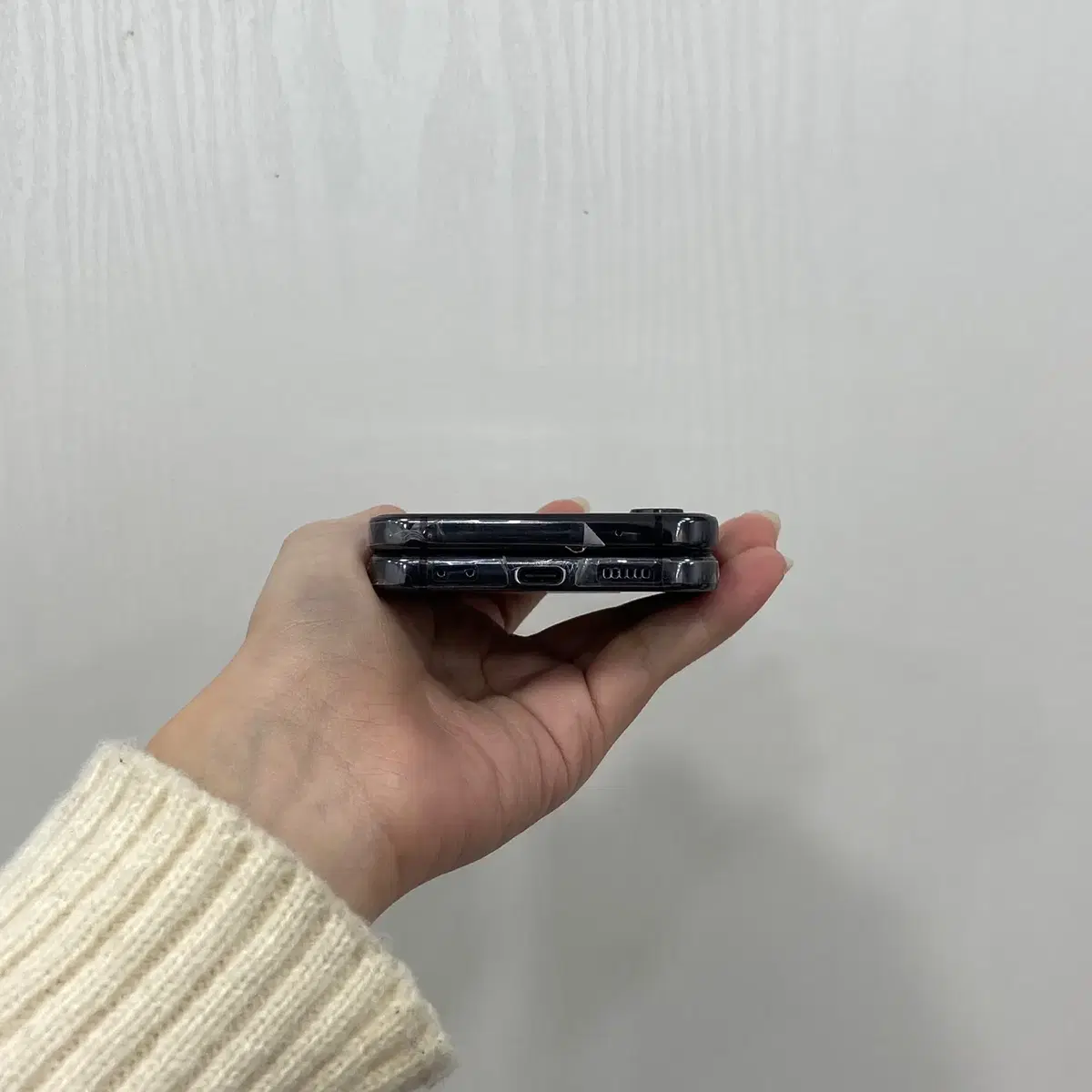 갤럭시Z플립4 그라파이트 256GB A급 부산 중고폰 팝니다 51503