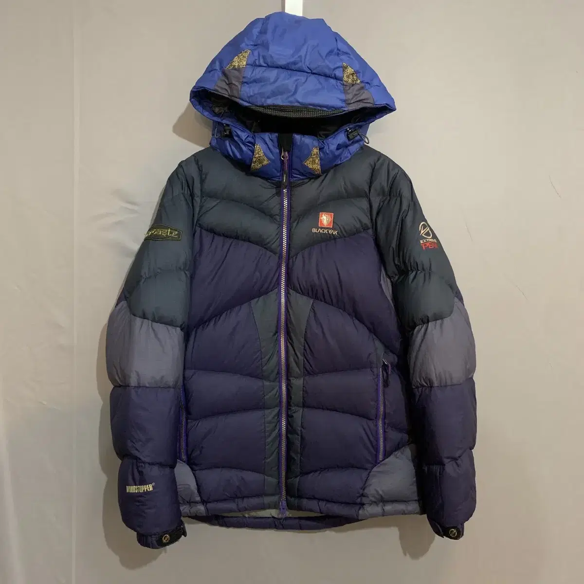 95 M Black Yak Extreme Peak Windstopper Goose Down Puffer Jumper