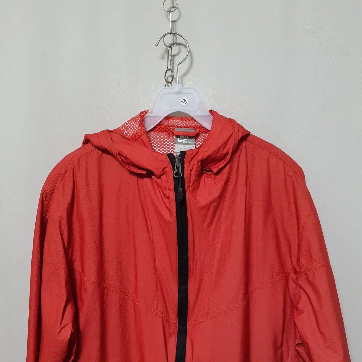 L-100 Nike Men's Windbreaker L