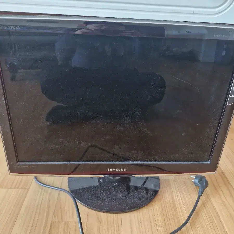 삼성 싱크마스터 T240HD LCD TV 모니터