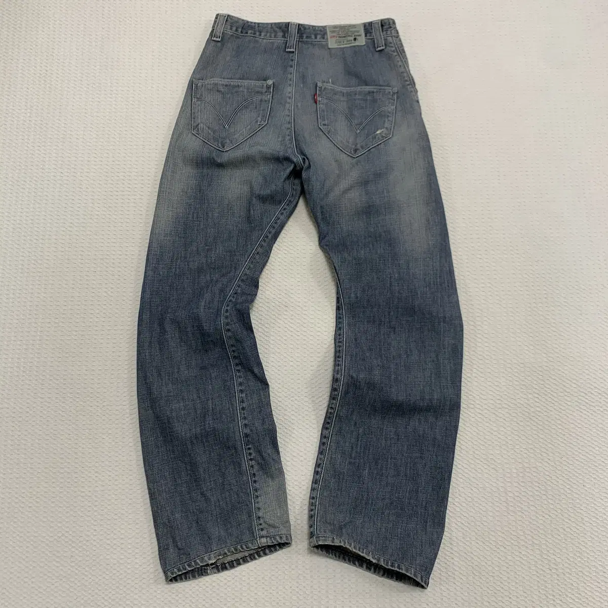 [31]Levi's Engineered Jin Jeans (A6-31-115)