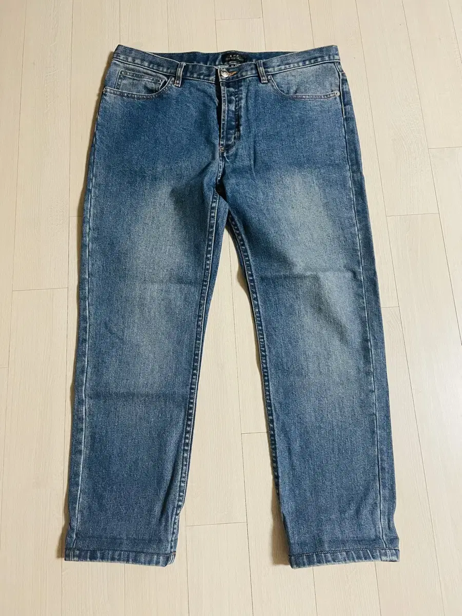 Apothecary Jeans Petite new Standard 32