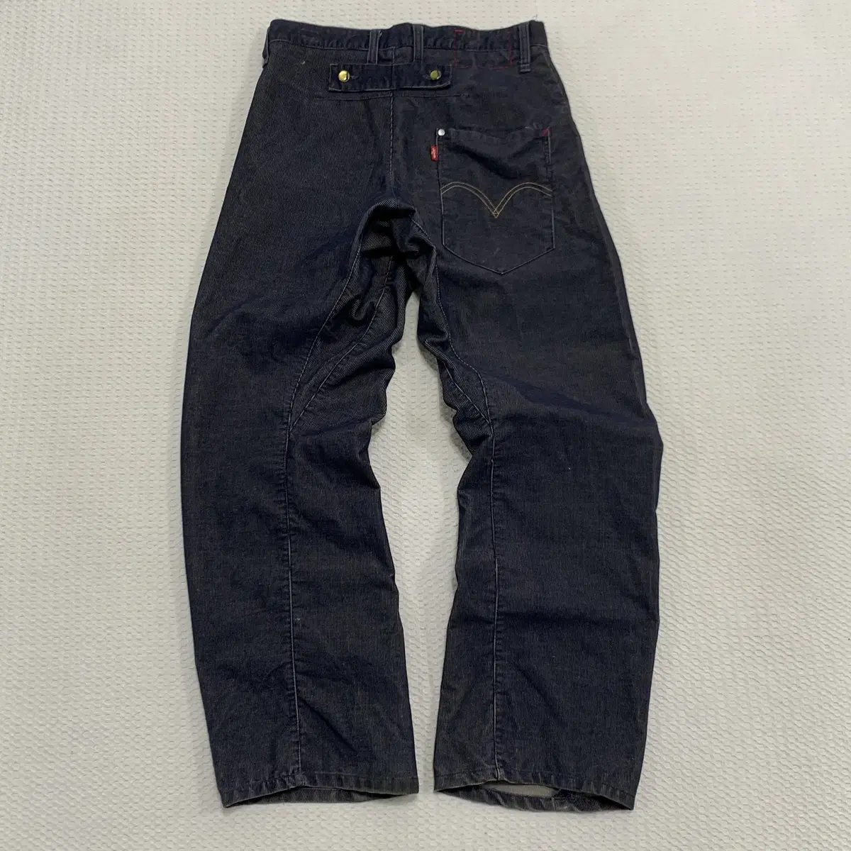 [28-29]Levi's Engineered Jin Corduroy Pants (A6-31-116)