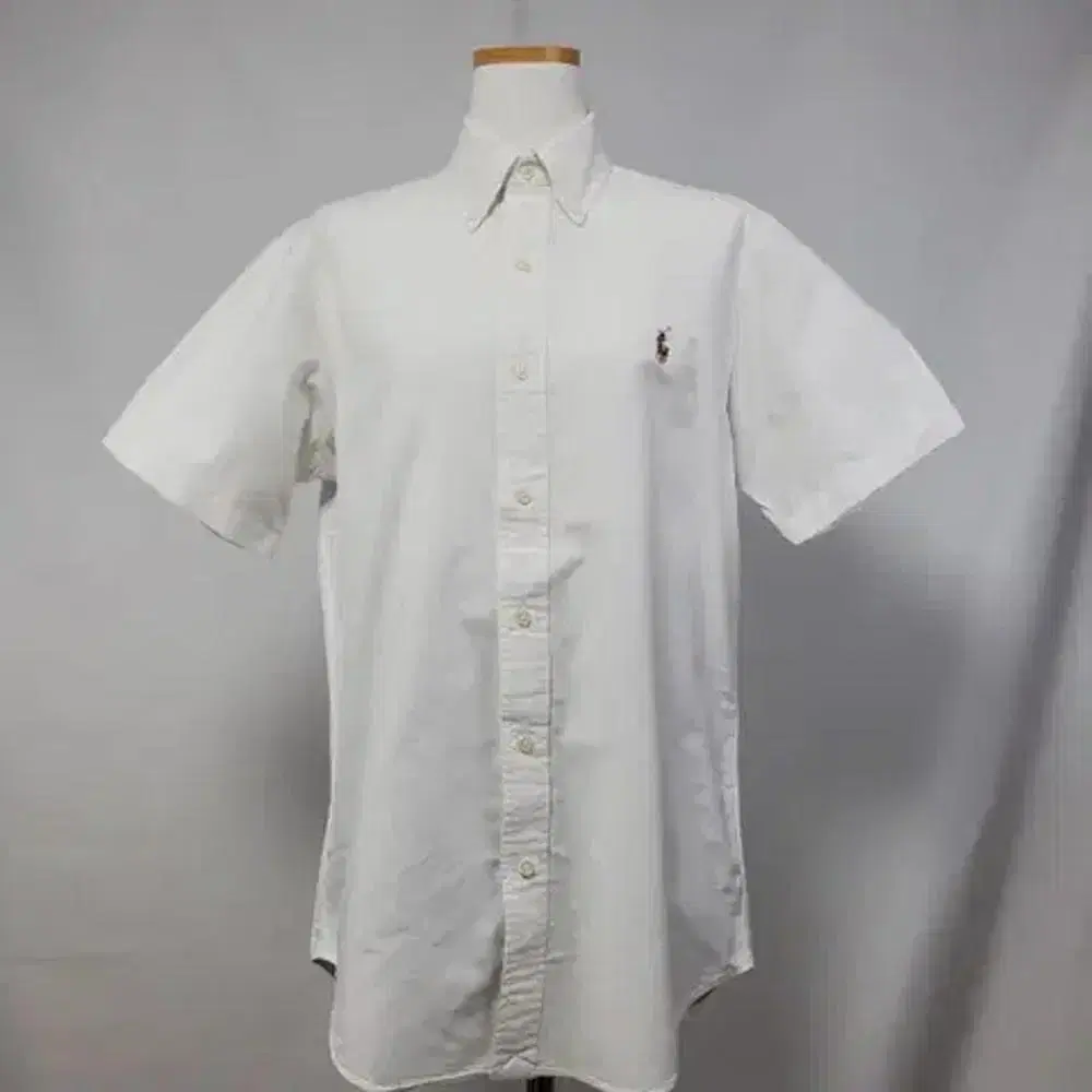 Genuine S Polo Ralph Lauren short sleeve white shirt. (cw795)