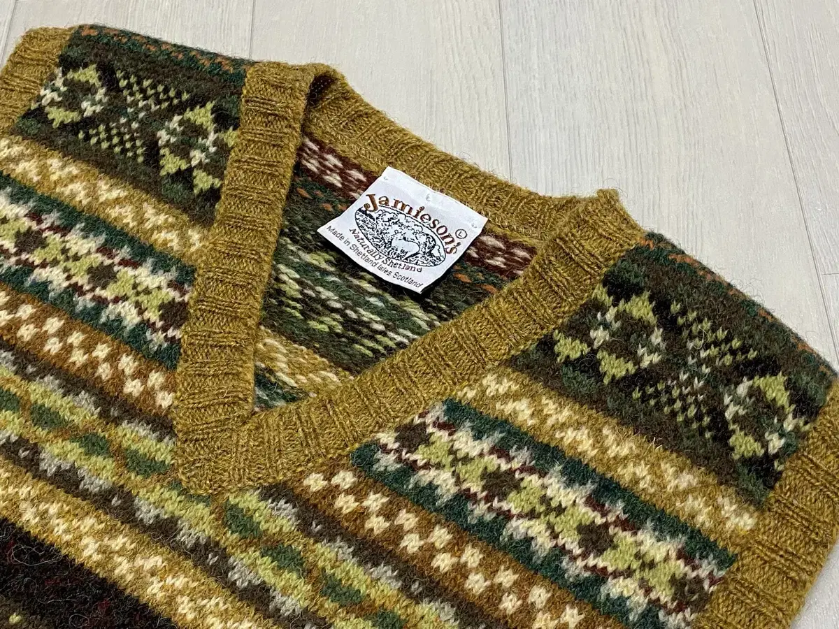 Jamiesons Fair Isle Wool Vest