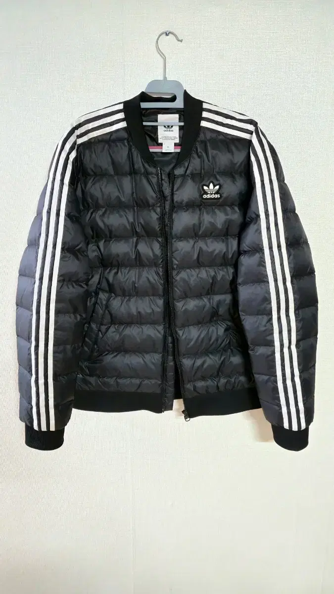 Original adidas short puffer, down jacket, three-layer padding, unisex