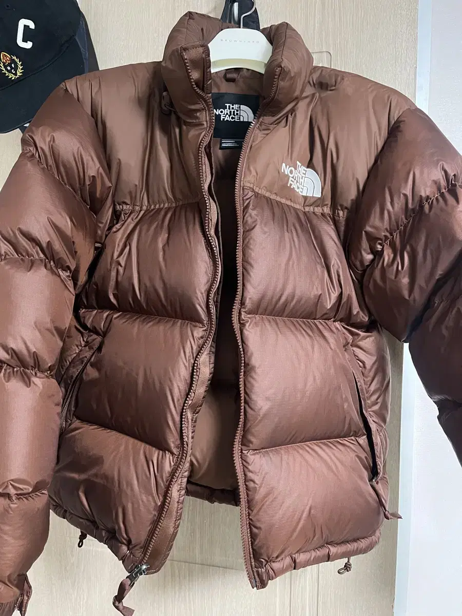 The North Face Dark Oak Overseas size M