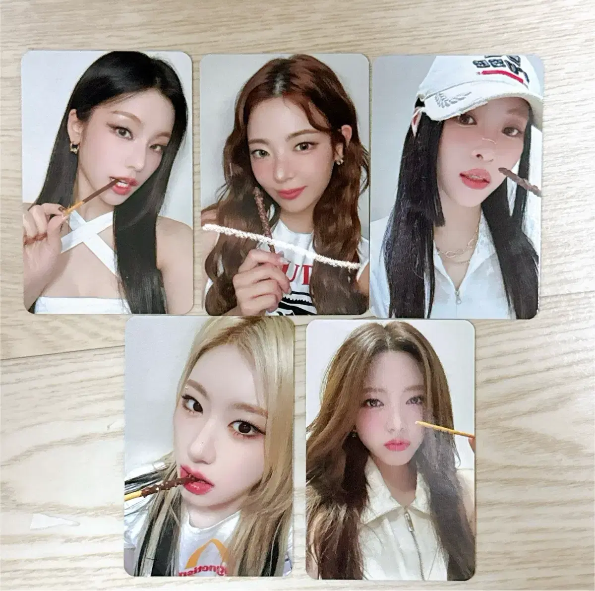 ITZY makestar offline WIN photocard @piccolo winner Photo Card