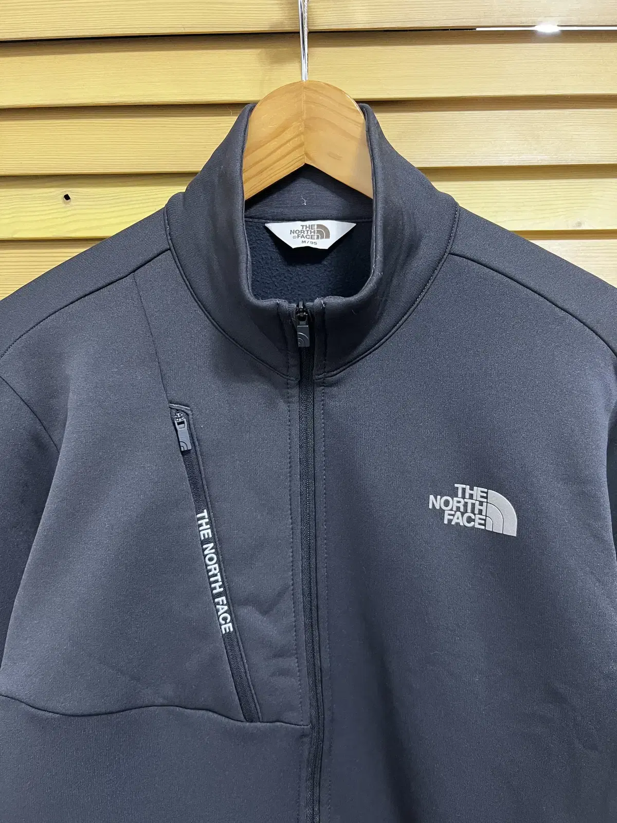 The North Face Men's Zip-up Windbreaker M/95