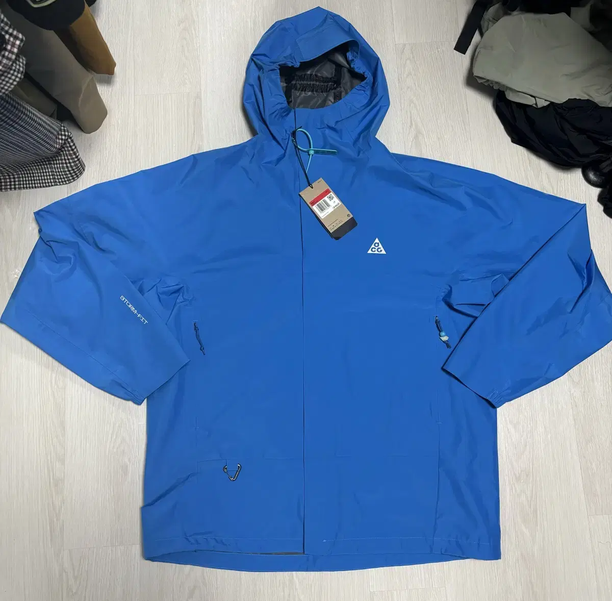 Nike ACG Cascade Cascade Stormfit Rain Jacket Windbreaker