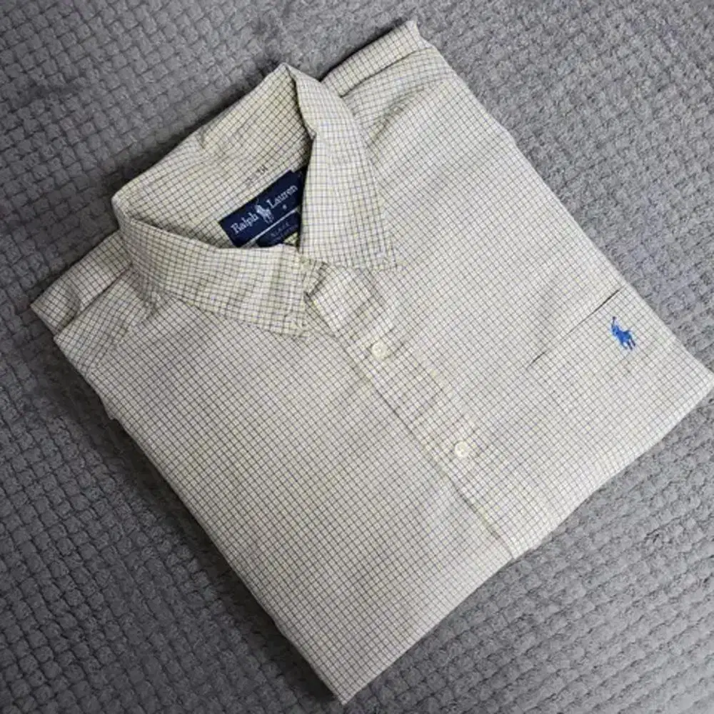 Genuine XL Polo Ralph Lauren short sleeve shirt. (cw837)