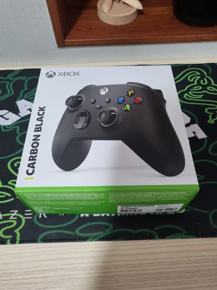 XBOX 카본 블랙 컨트롤러