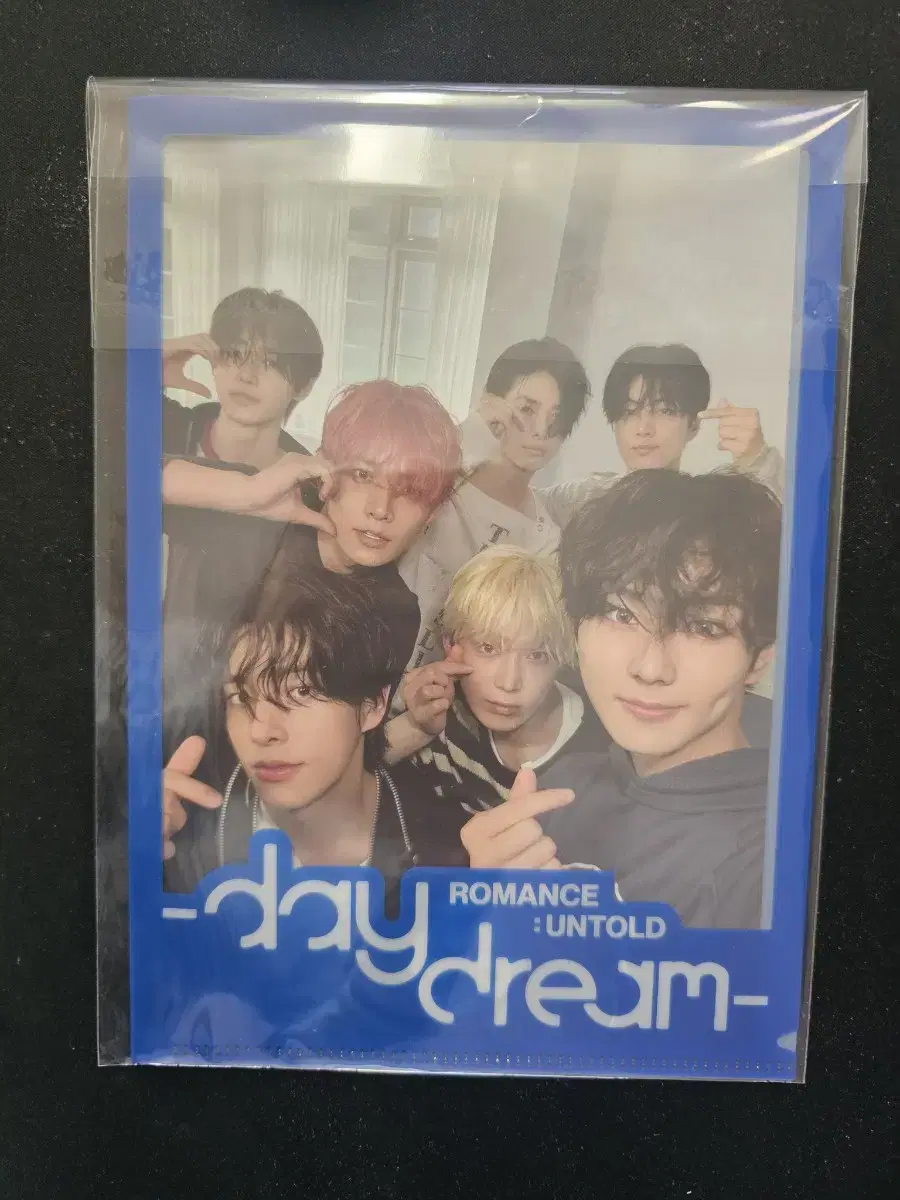 Enhypen Daydream Organization selca miniposter