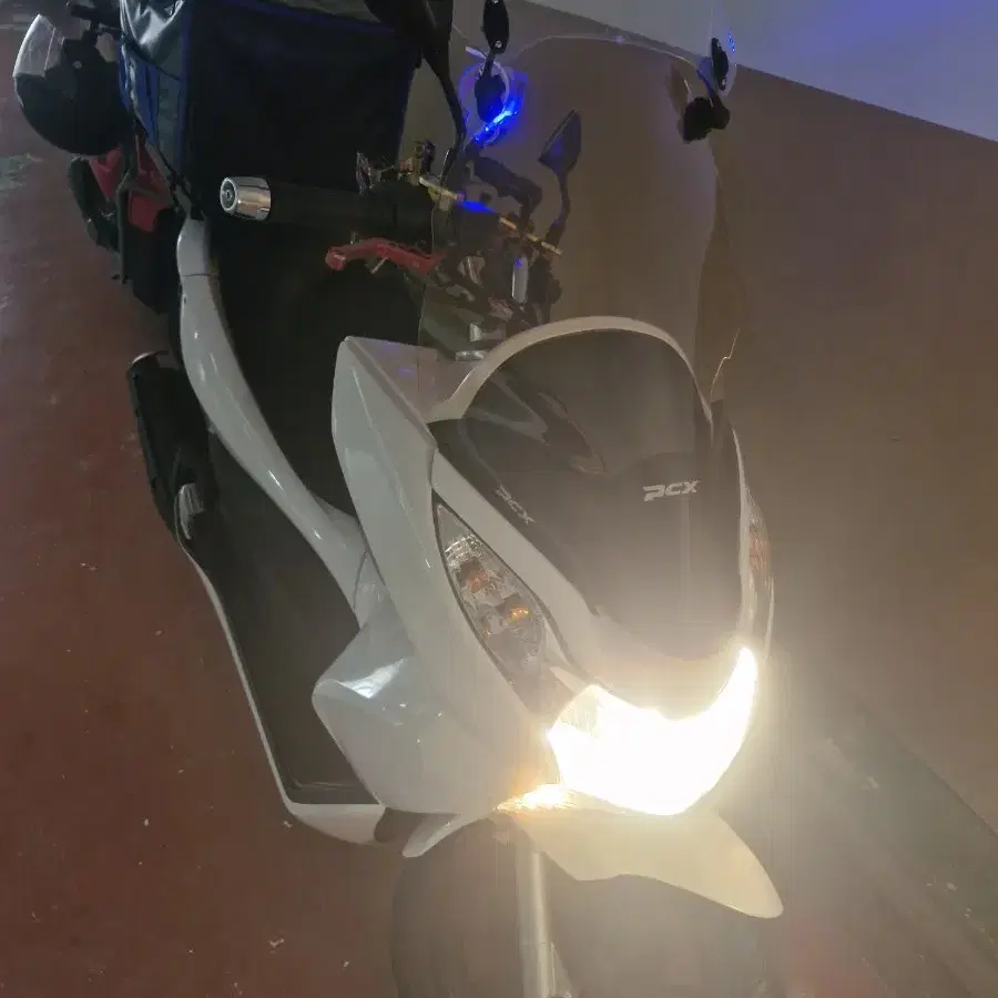 pcx125 16년식 부산