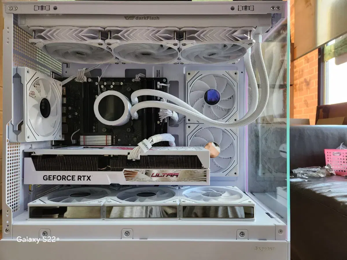 7800X3D + RTX4080 SUPER  컴퓨터