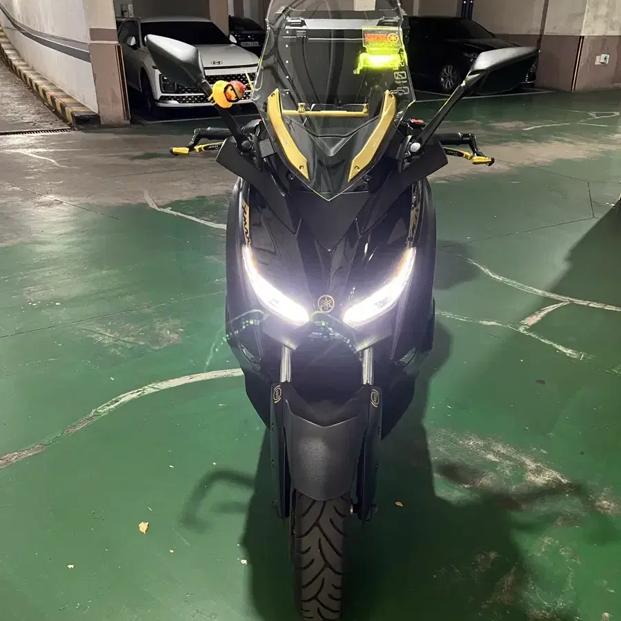 2021 xmax300 3300km 머플러 구조변경 완료