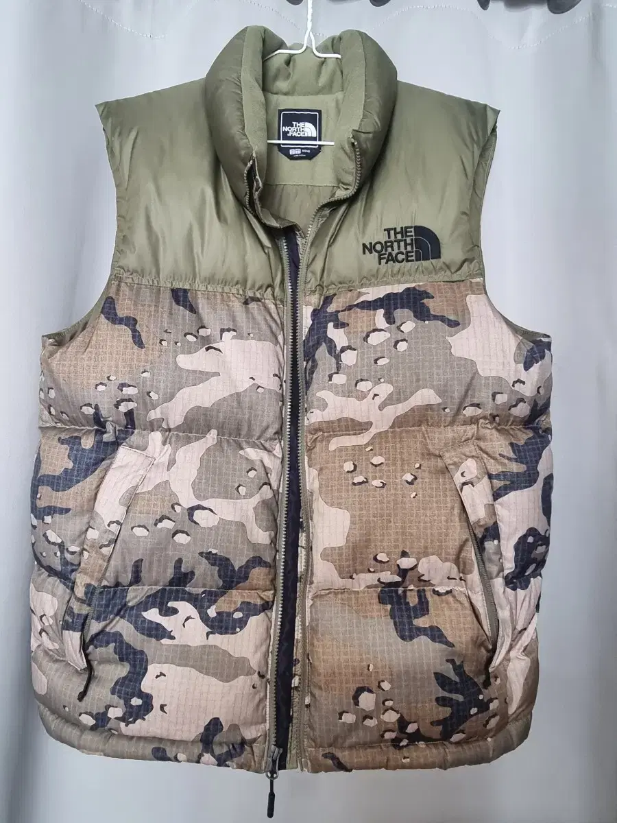 The North Face Camo Knopsie Best Puffer Vest 100L