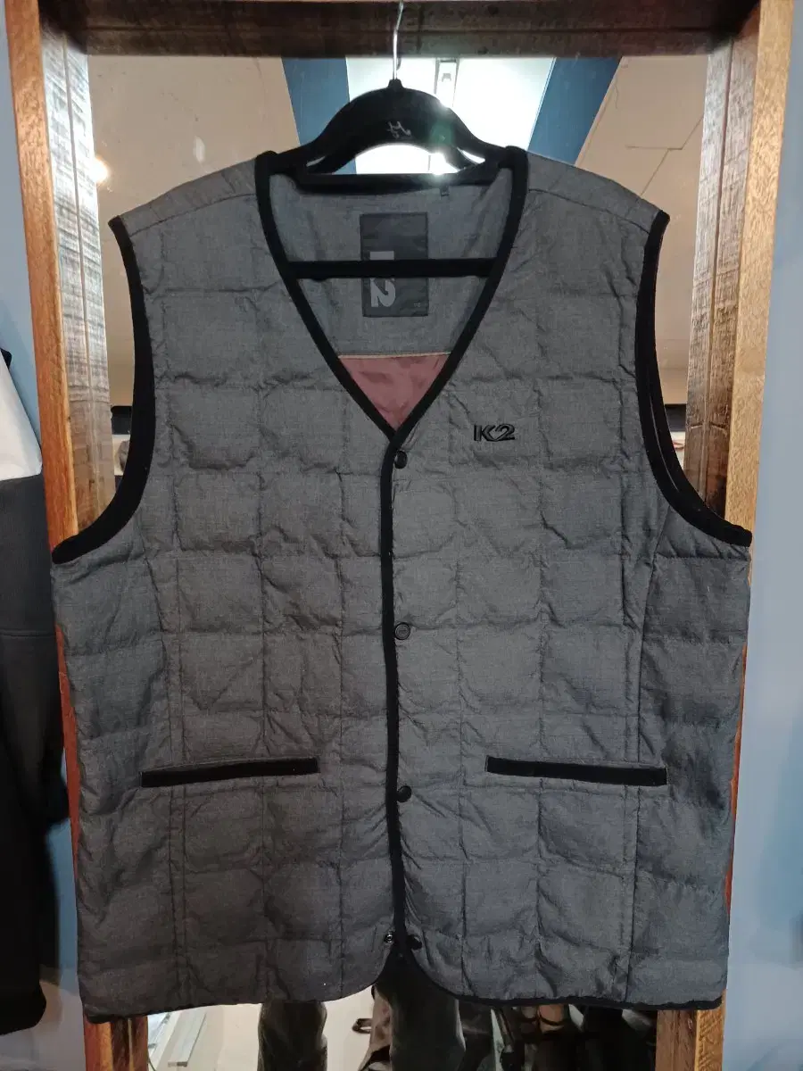 K2 Lightweight Padded Vest Grey 110