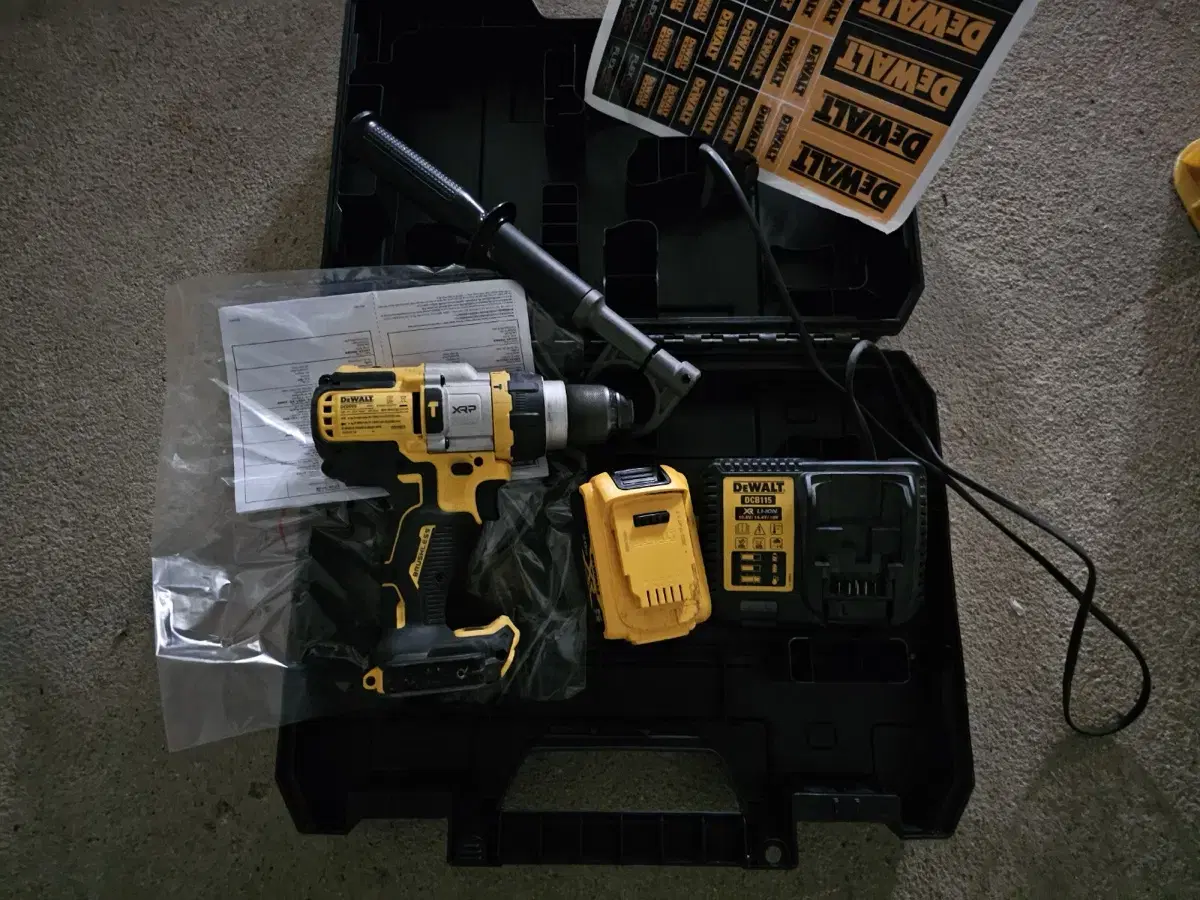 Dewalt 디월트 해머 드릴 DCD999