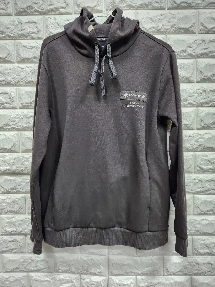 Snow Peak Weak Momo Hoodie Size 95