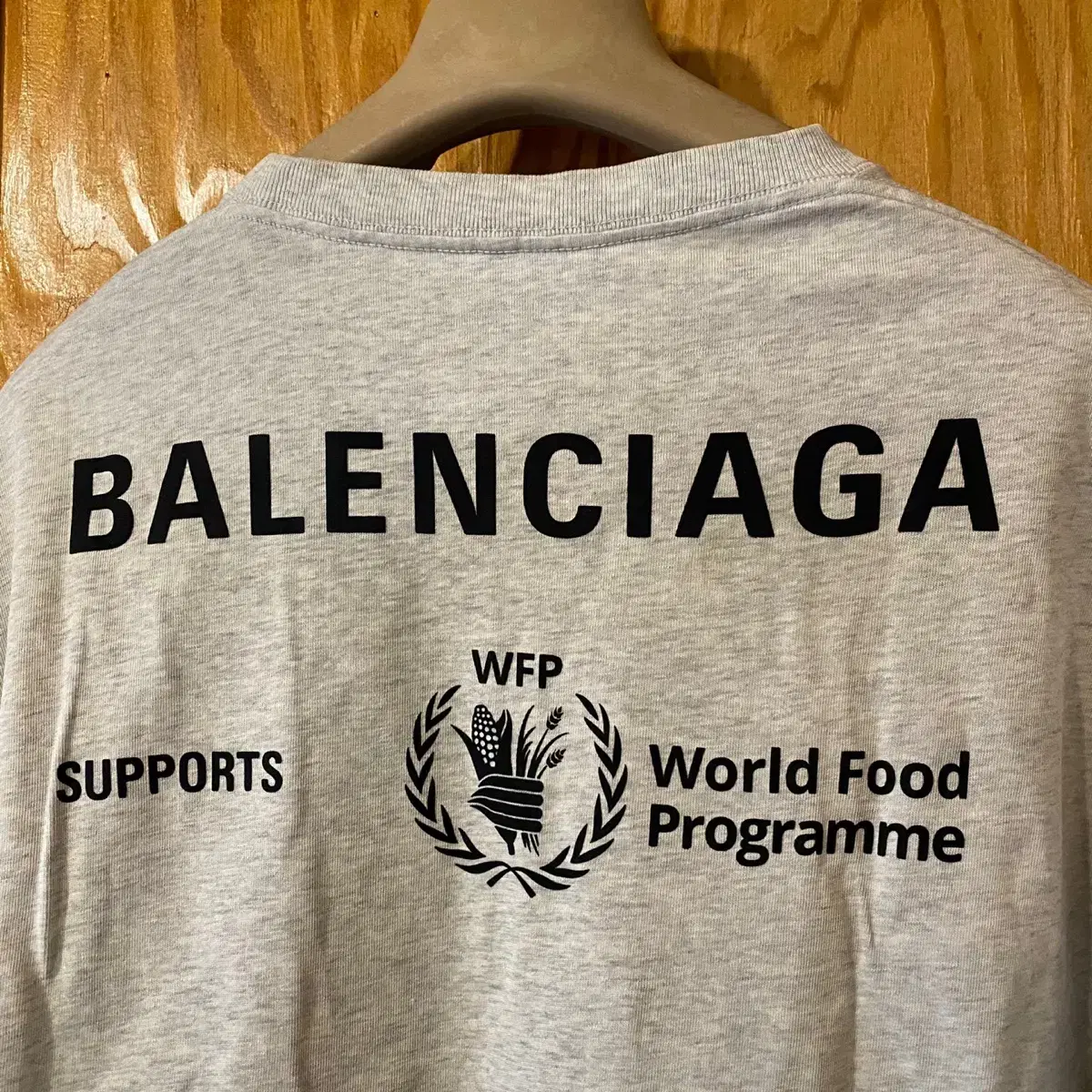 Balenciaga WFP short sleeve t-shirt sell.