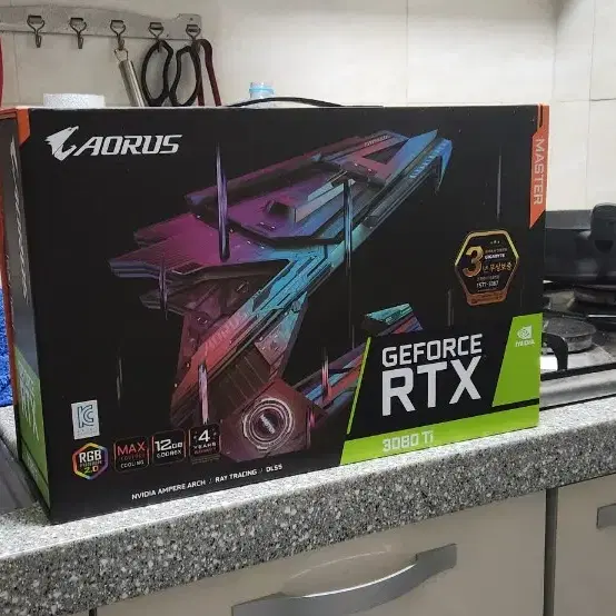 RTX 3080ti 어로스 마스터 풀박 팝니다 as 있음