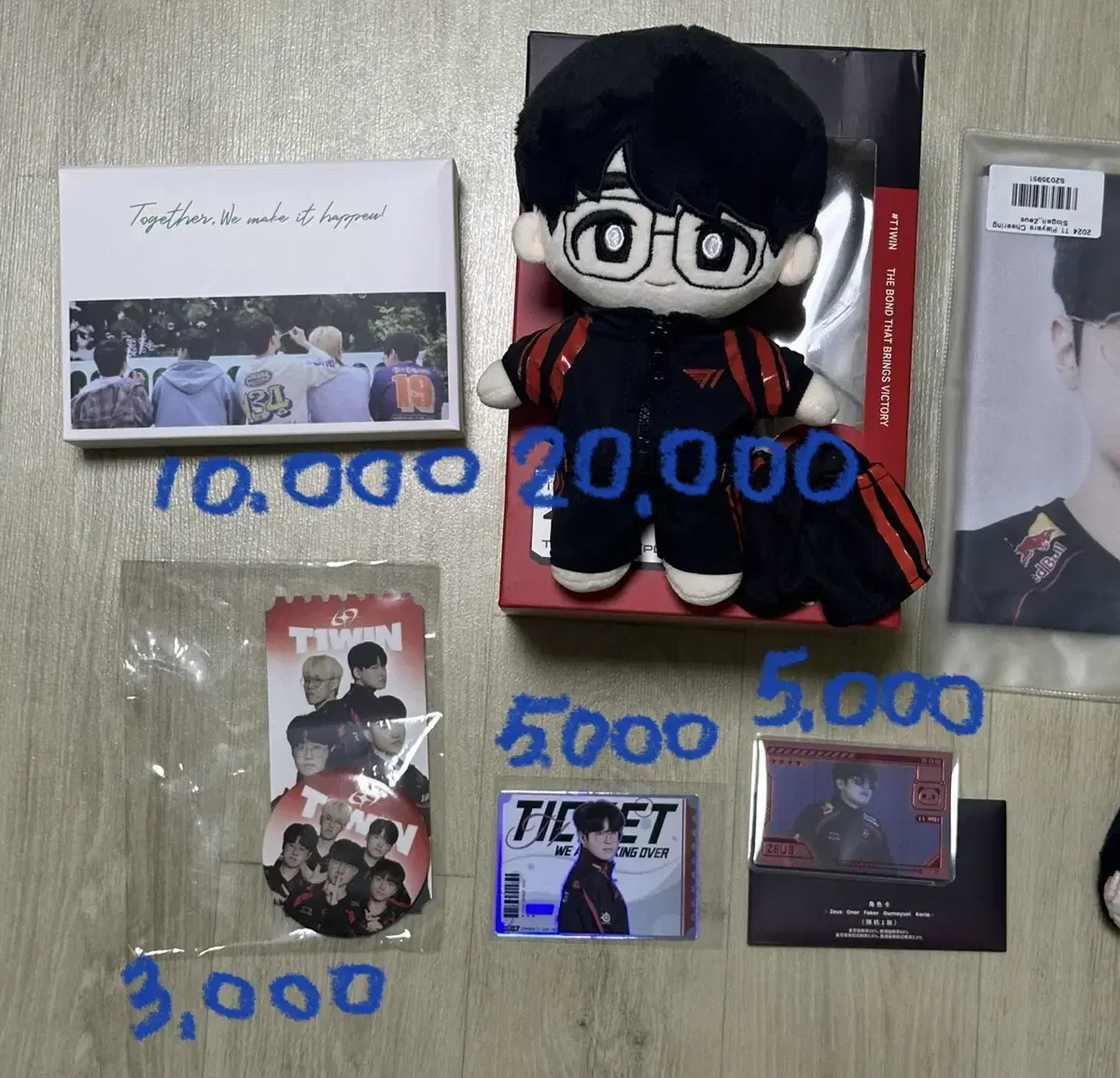 T1 T1 Tiwon HLE Han Saint Zeus zeus photocard doll slogan Goods WTS