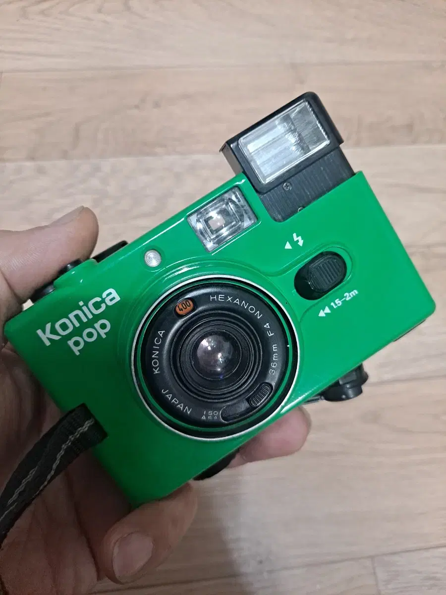 Konica pop 필름카메라 판매합니다(유니크색상)