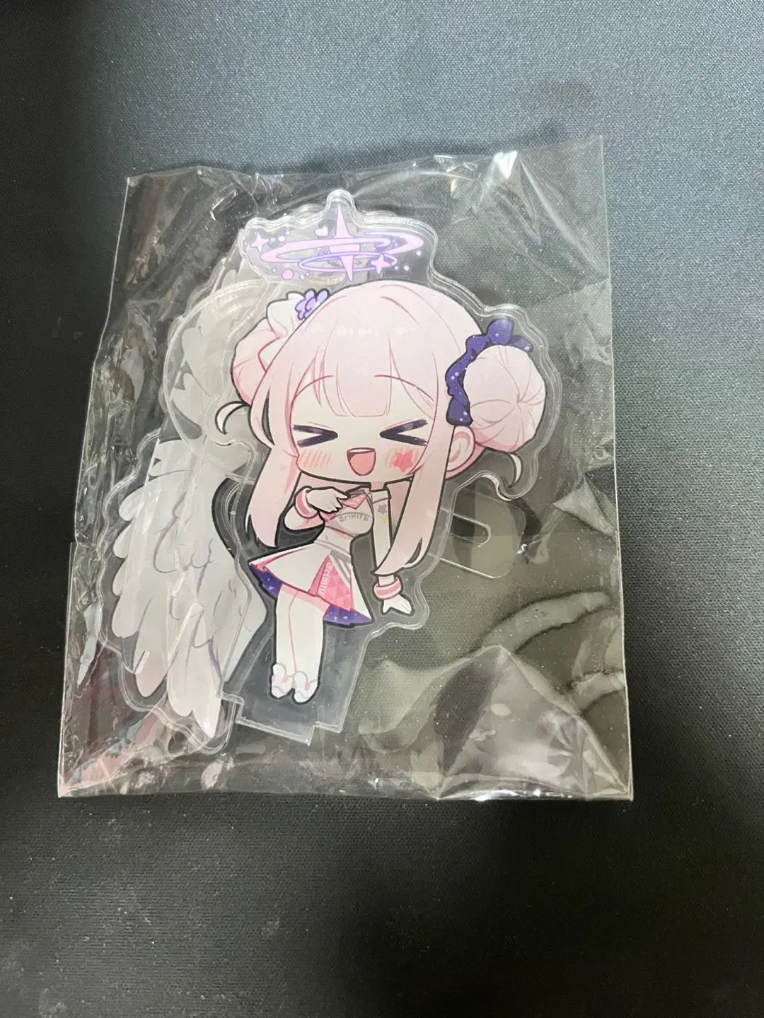 (SOLD) Bloo Archive Mika Wing Shake acrylic Stand