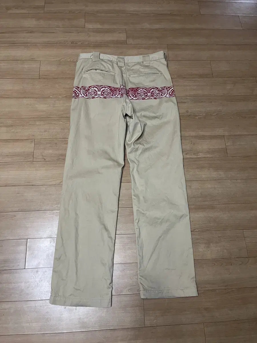 Masterpiece Masterpiece Chino 32