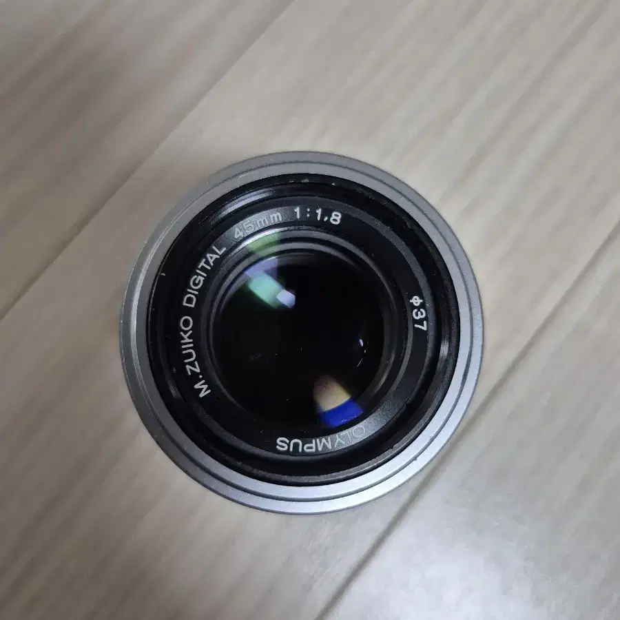 매물이 귀한 마이크로포서드 렌즈 45mm f1.8 올림푸스 파나소닉 겸용